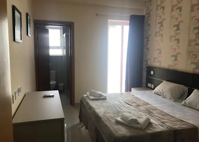 Otel Point - 101moroni Sliema