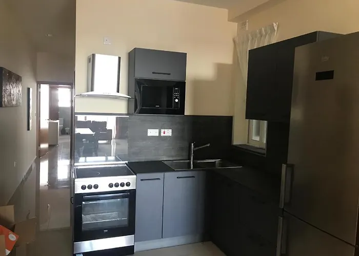 Point - 101moroni Otel Sliema