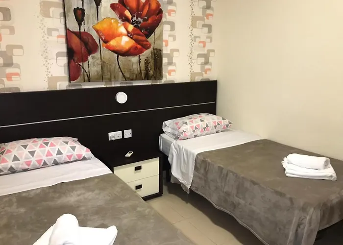 Point - 101moroni Otel Sliema