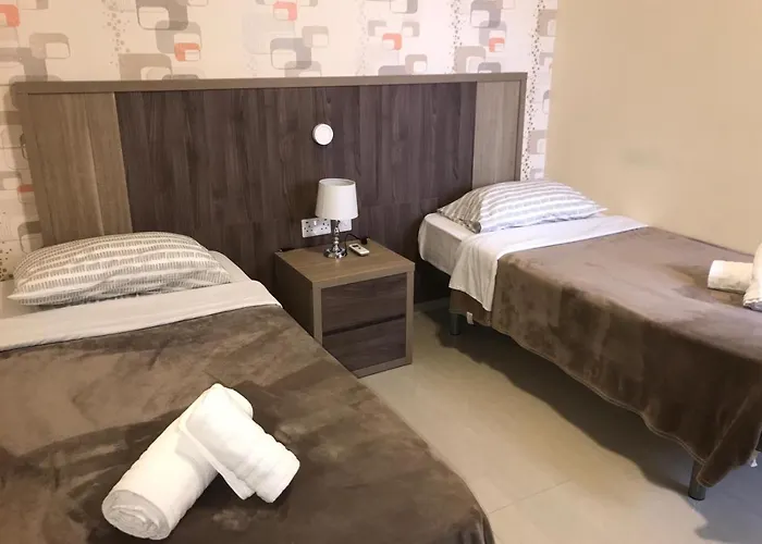 Point - 101moroni * Sliema