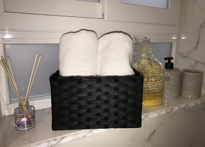 Point - 101moroni Sliema