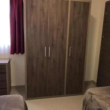 Point - 101moroni Sliema